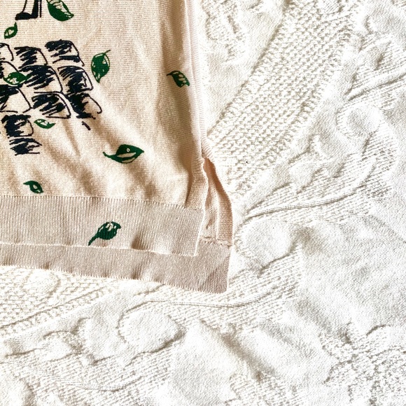 Like-New Cream Classy Boutique Ladies Sweater - Picture 5 of 8